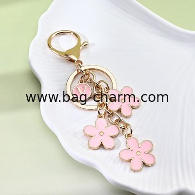 GUGEER Cute Flower Initial Letter Keychain for Women, Flower Charms, Bag & Purse Charms for Handbags & Backpacks Accessories