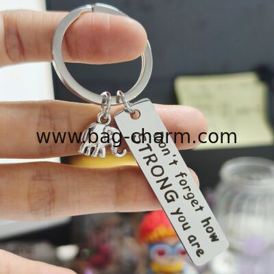 GUGEER Inspirational Keychain Always Remember You Are Braver Than You Believe Jewellery Letter Keyring Gifts for Men Women