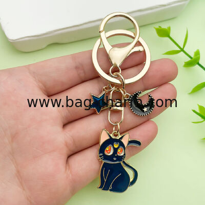 GUGEER Cute Cat Keychain Funny Gifts for Women Men Cute Keychains for Women, Bag Charms for for Women Bagchain Valentine's Day Gift